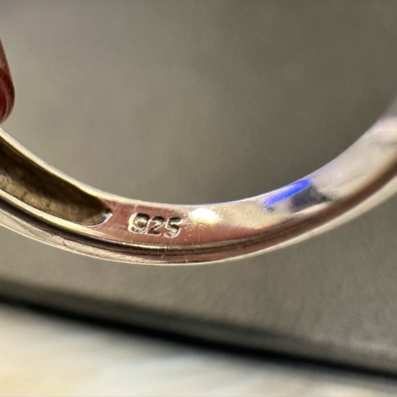 Vintage 925 Sterling Silver Ring. - Picture 3 of 3
